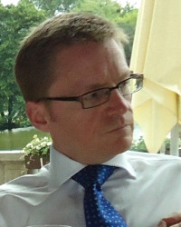 Prof Geoffrey Williams